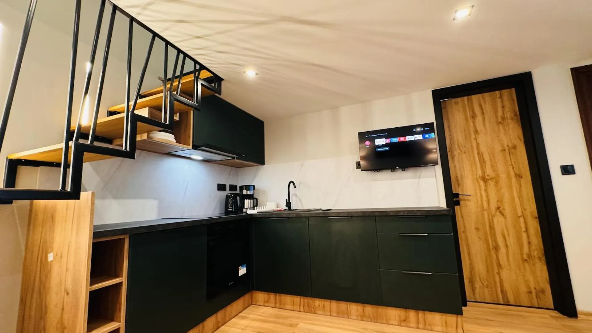 G15 City Centre Stylish Flat Budapeşte